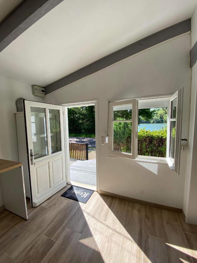 Maison Bord De Lac De Charmes Bannes  Εξωτερικό φωτογραφία