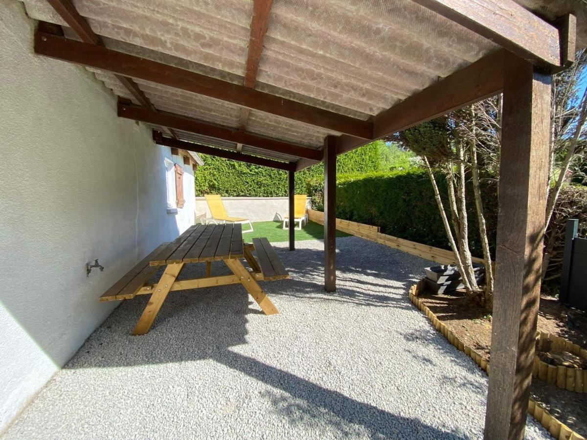 Maison Bord De Lac De Charmes Bannes  Εξωτερικό φωτογραφία